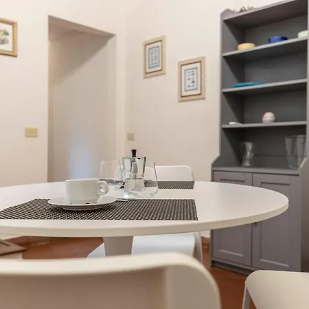 Casa Florentia Apartment Florenz